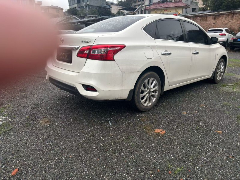 宜春20年日产轩逸7