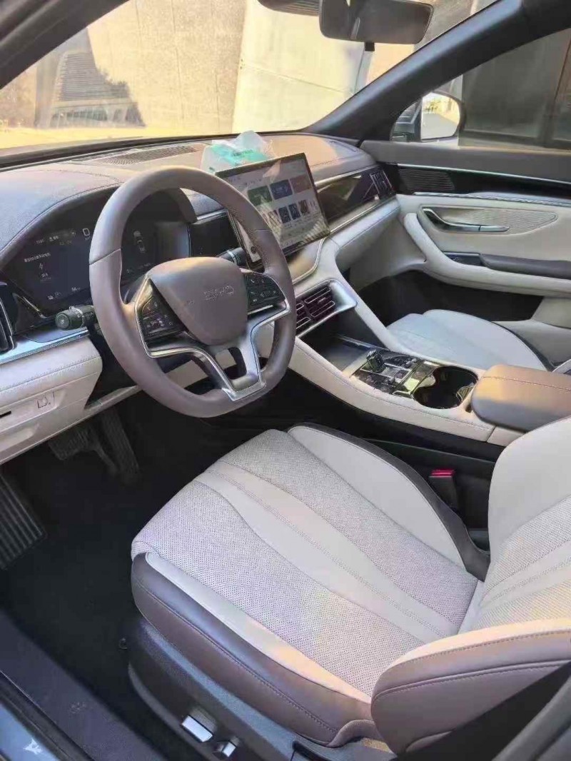 济宁24年比亚迪宋6