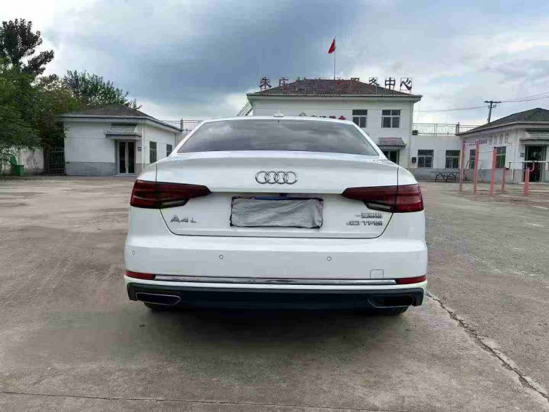 徐州20年奥迪A4L4