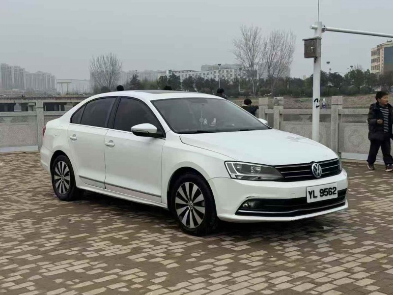 濮阳17年大众速腾2