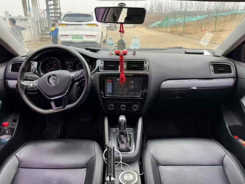 濮阳17年大众速腾5