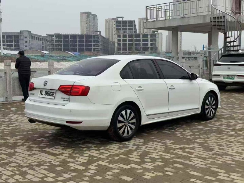 濮阳17年大众速腾7