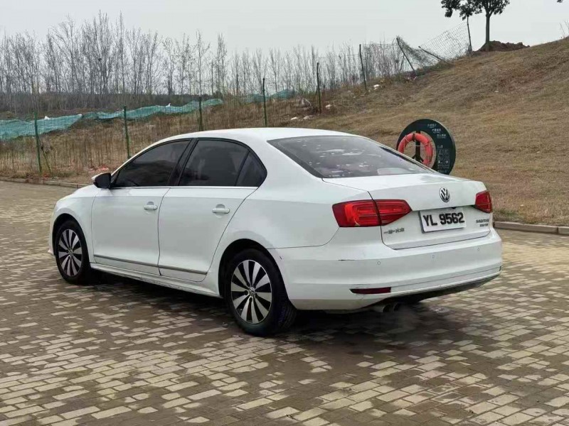 濮阳17年大众速腾8