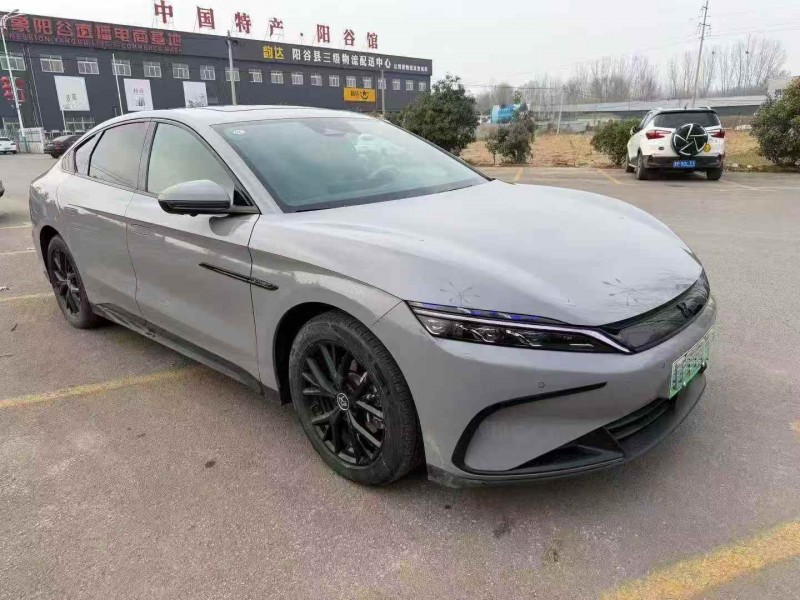济宁25年比亚迪汉3