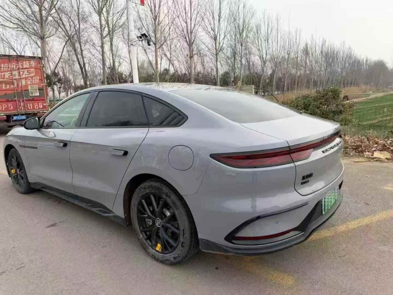 济宁25年比亚迪汉7