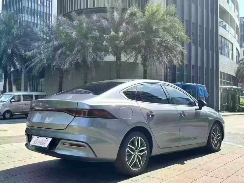 佛山22年比亞迪秦4