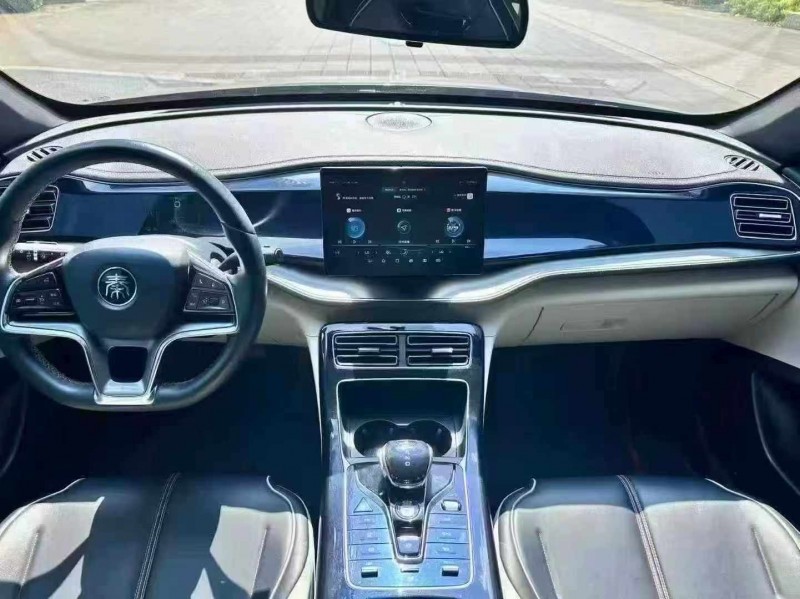 佛山22年比亞迪秦6