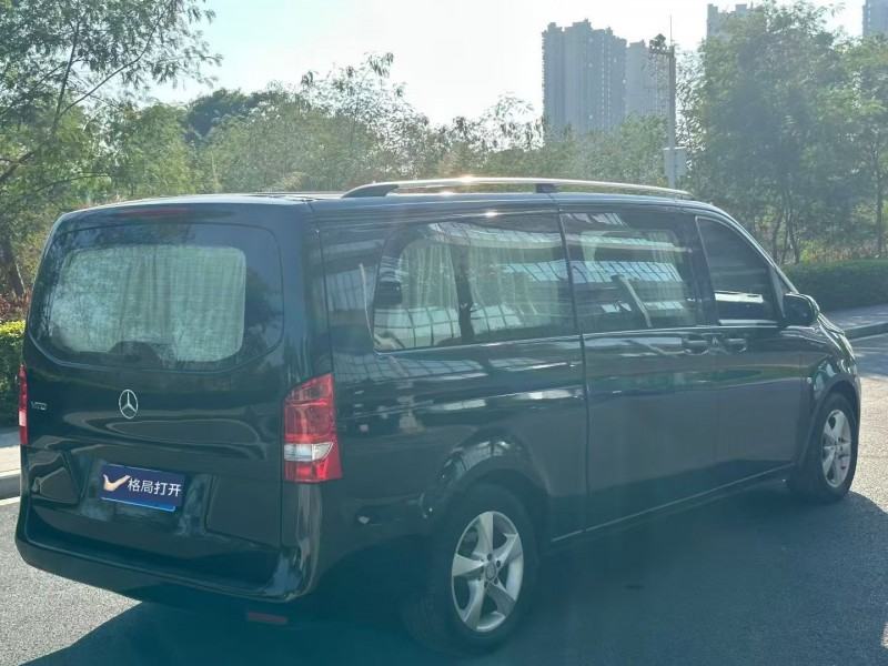 东莞18年奔驰威霆8