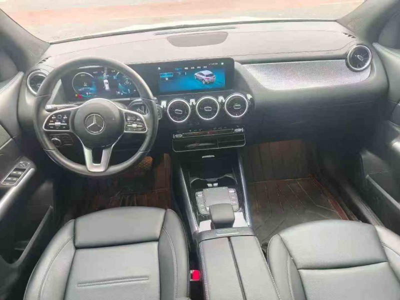 湖州22年奔驰GLA7