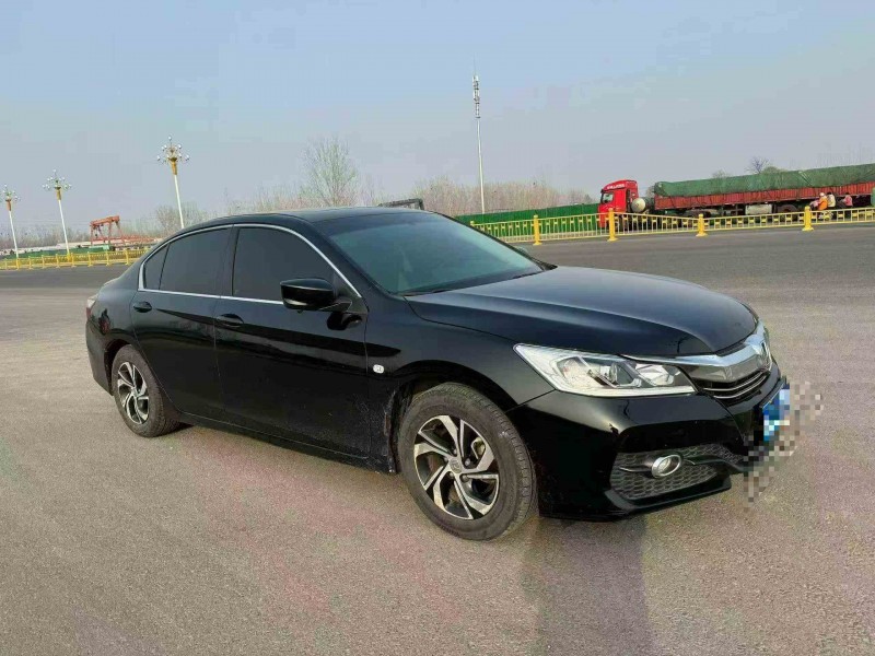 枣庄18年本田雅阁2