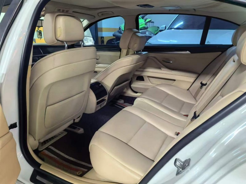 济宁13年宝马5系3