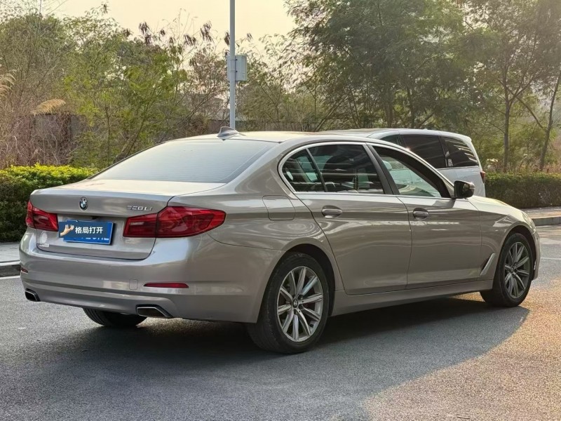 东莞18年宝马5系8