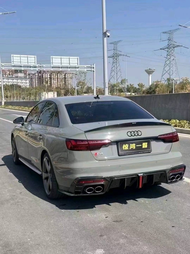 广州22年奥迪S44