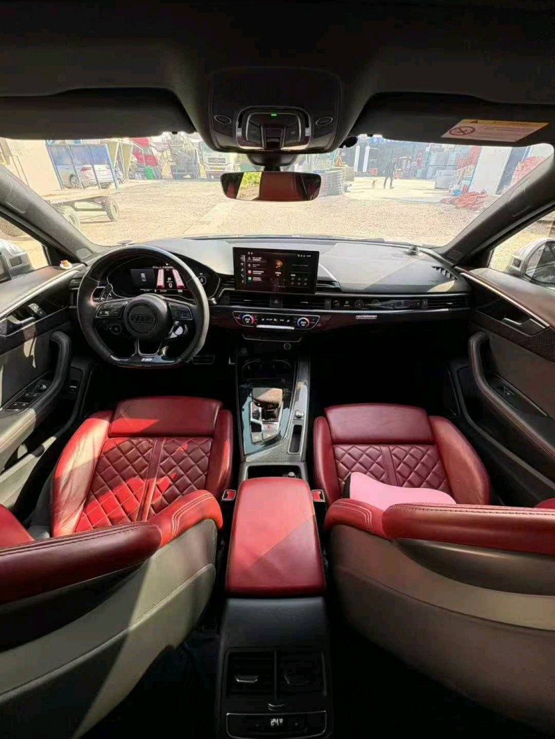 襄阳22年奥迪S48