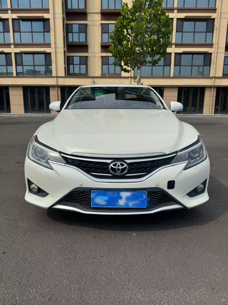 枣庄16年丰田锐志1