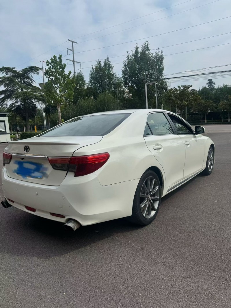 枣庄16年丰田锐志4