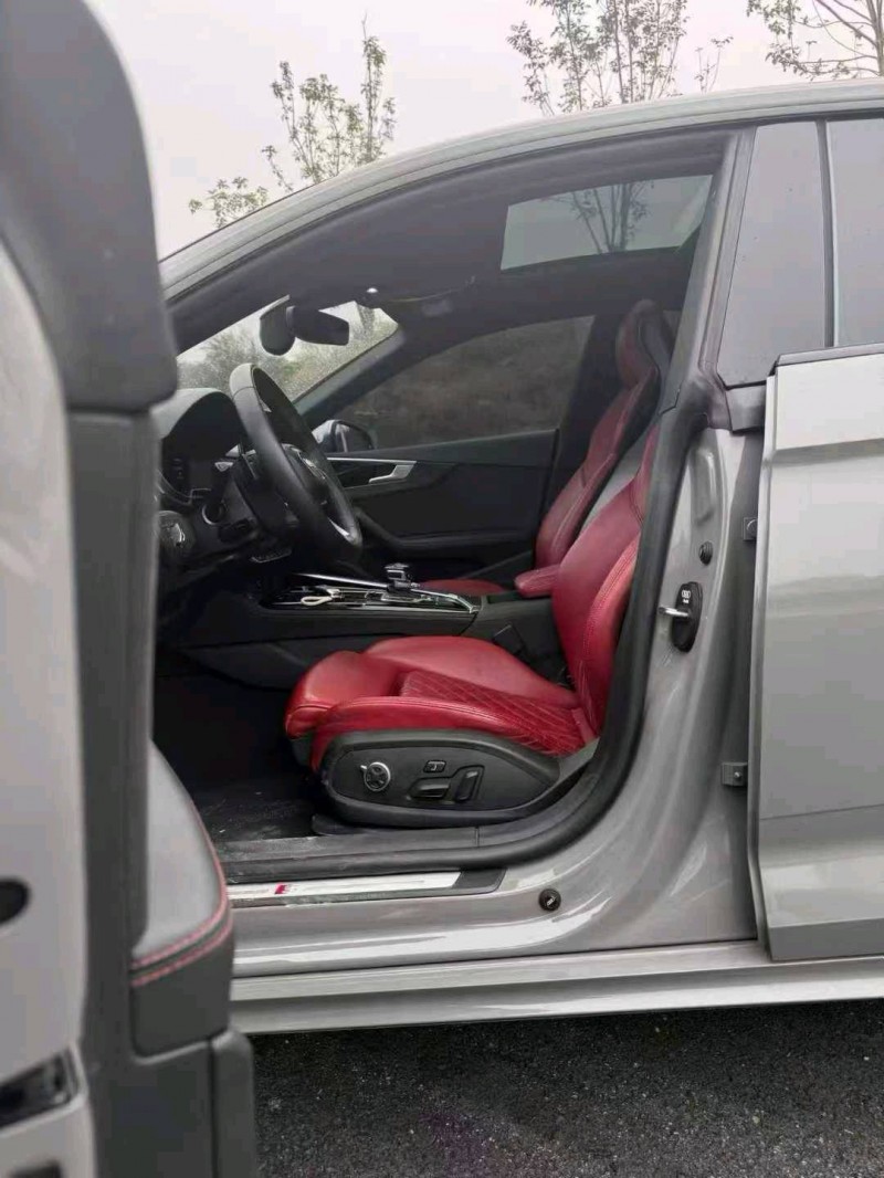 石家庄23年奥迪S56