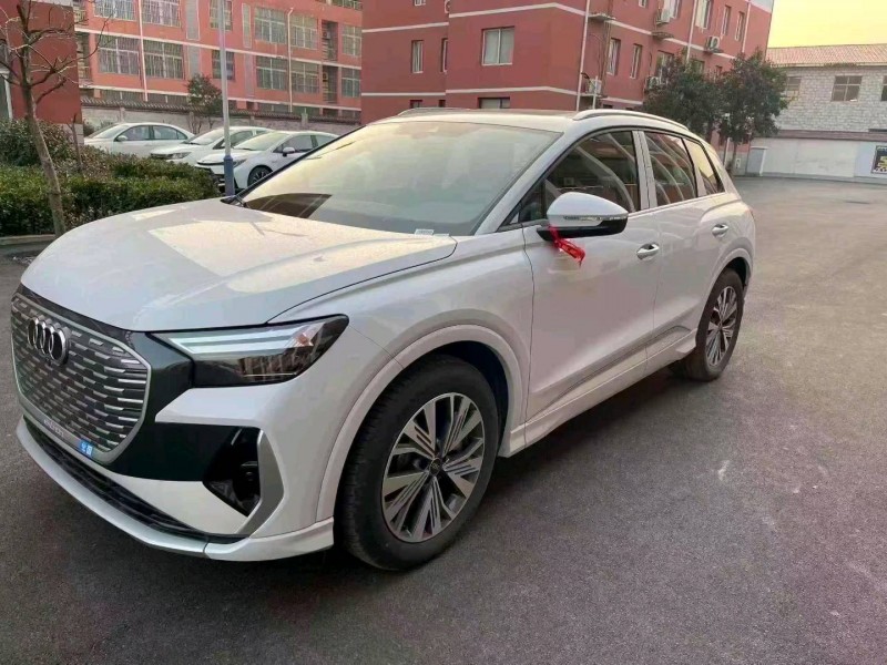 安阳25年奥迪Q48