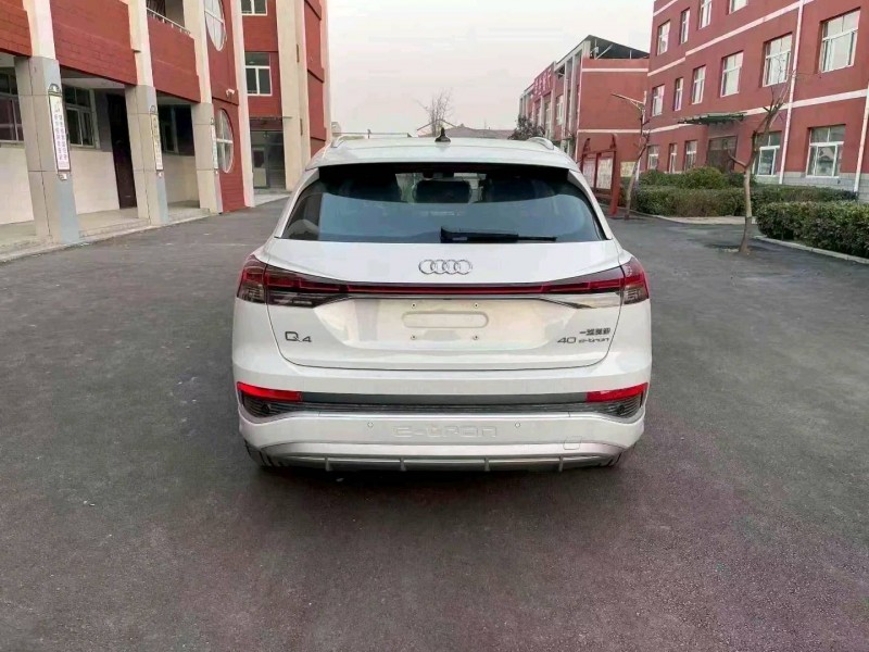 安阳25年奥迪Q49
