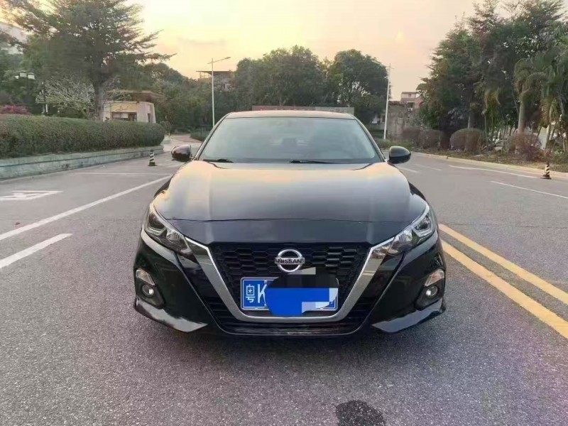 茂名21年日产天籁1