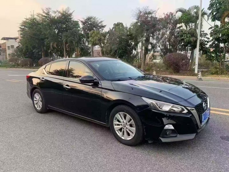 茂名21年日产天籁2