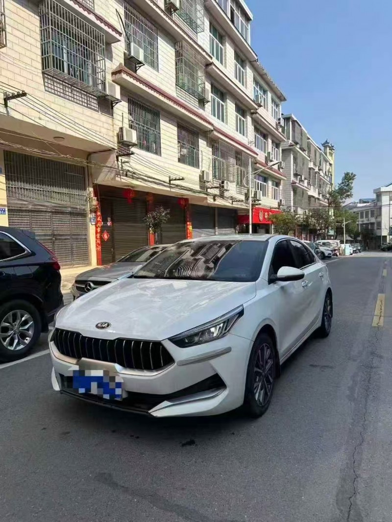 长沙21年起亚K32