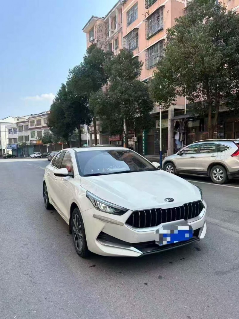 长沙21年起亚K33