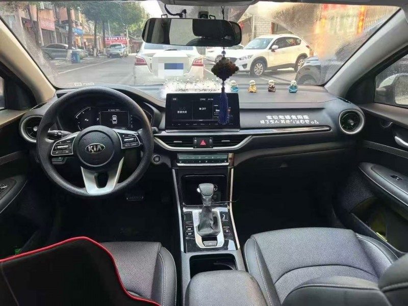 长沙21年起亚K35