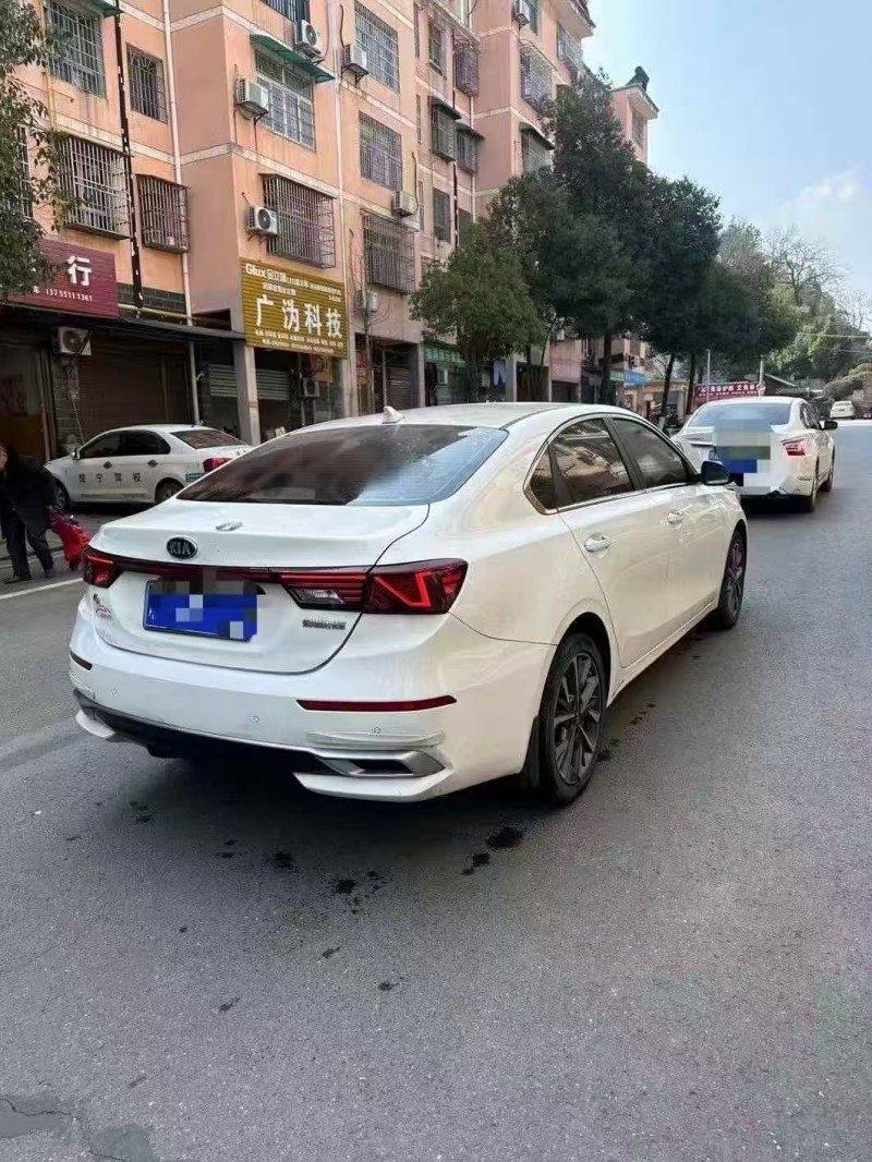 长沙21年起亚K39