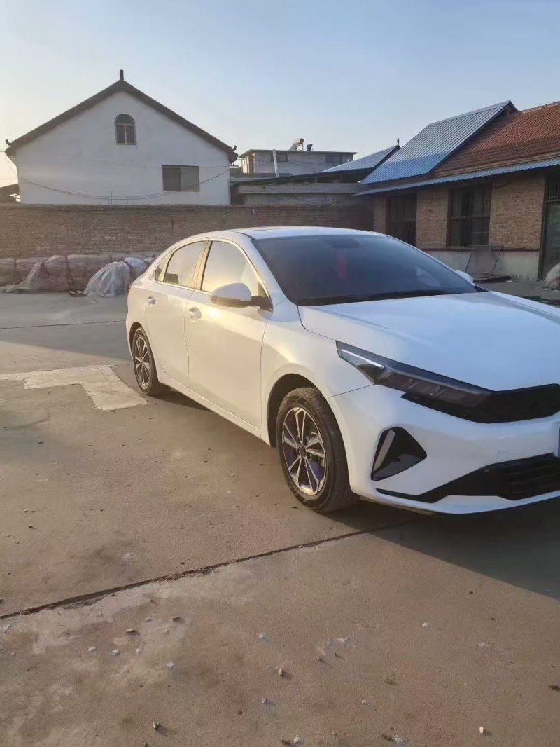 菏泽24年起亚K33