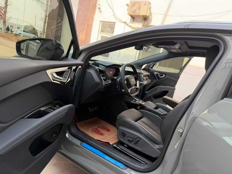 徐州23年奥迪Q44