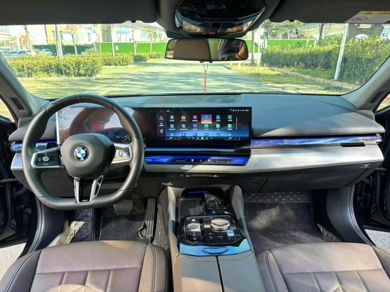 邢台24年宝马5系8