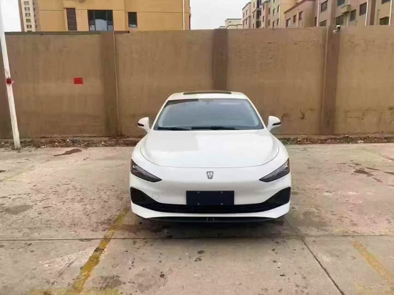 济宁24年荣威D71