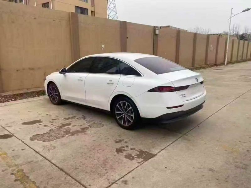 济宁24年荣威D77