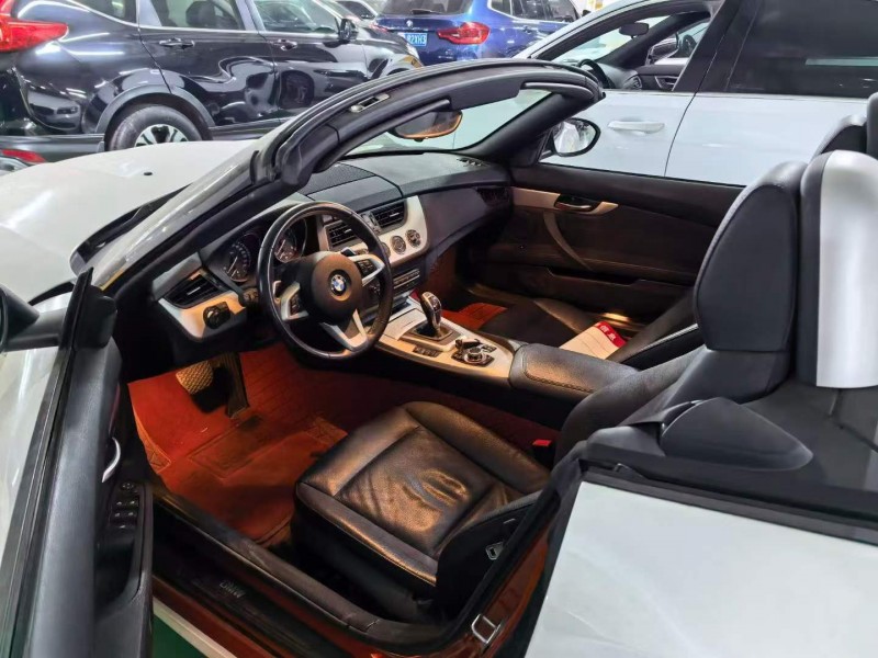 济宁17年宝马Z43