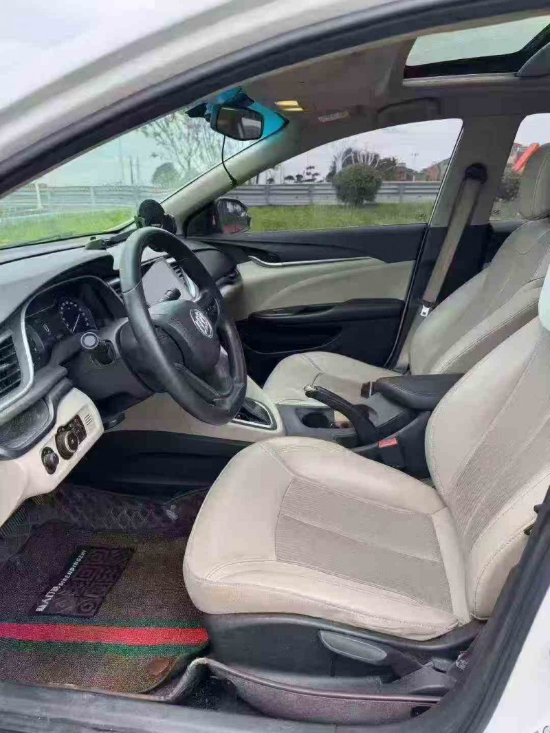 苏州16年别克英朗3