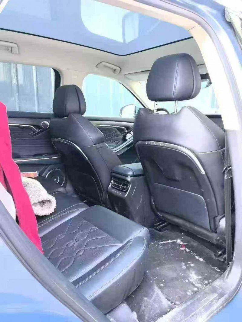 汉中22年岚图汽车FREE2