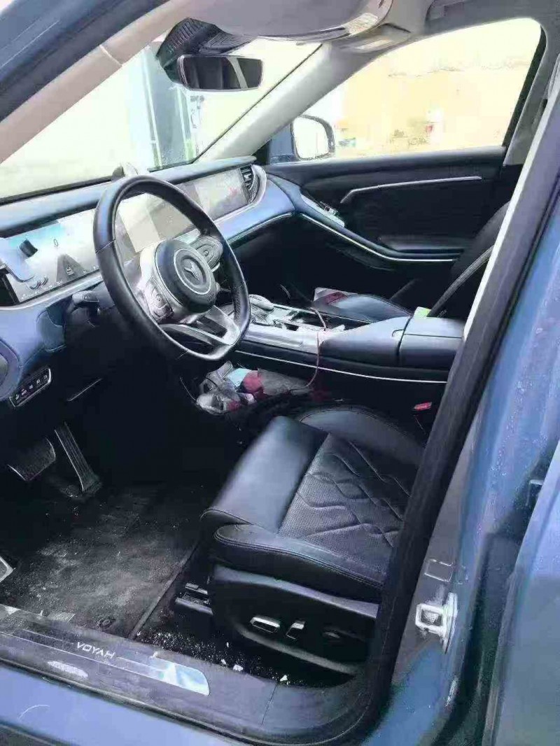 汉中22年岚图汽车FREE5