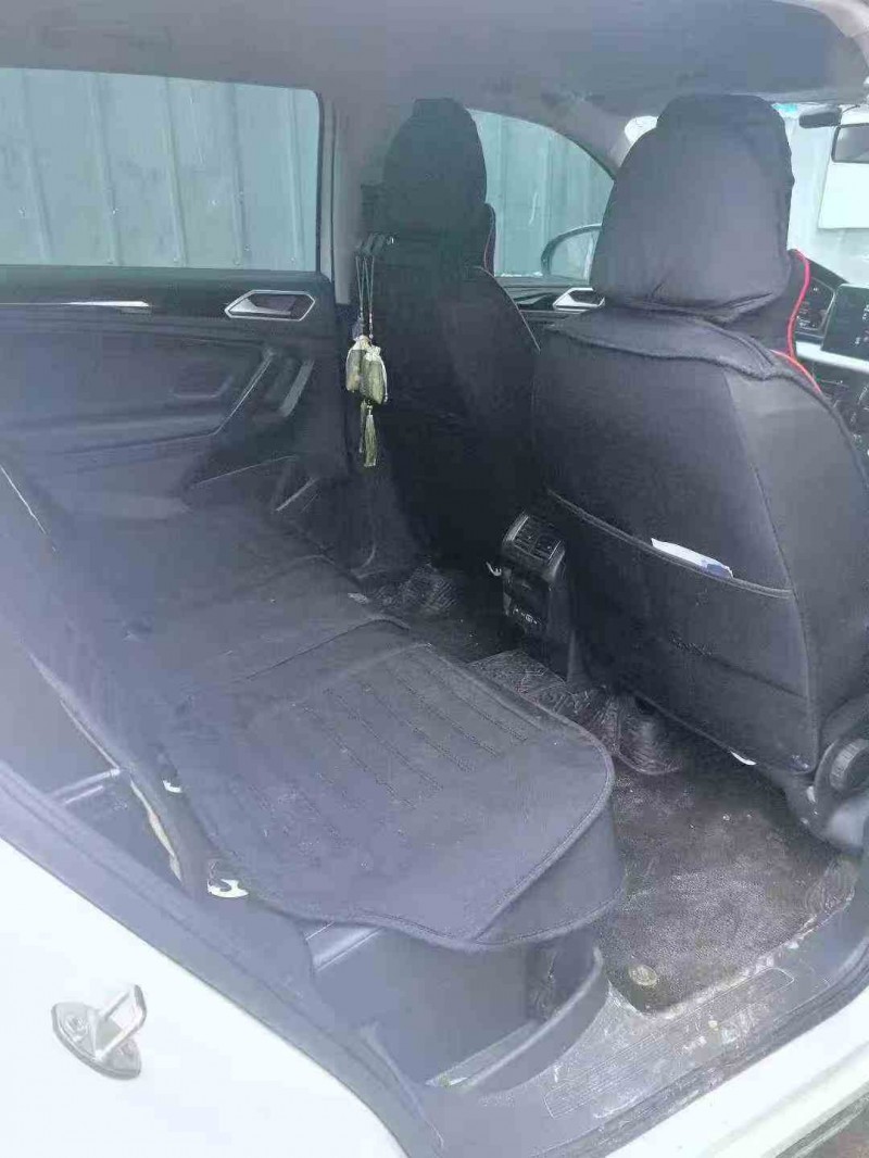 汉中22年大众途观5