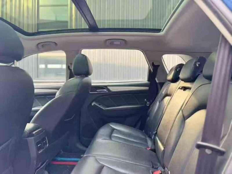 渭南18年荣威RX55