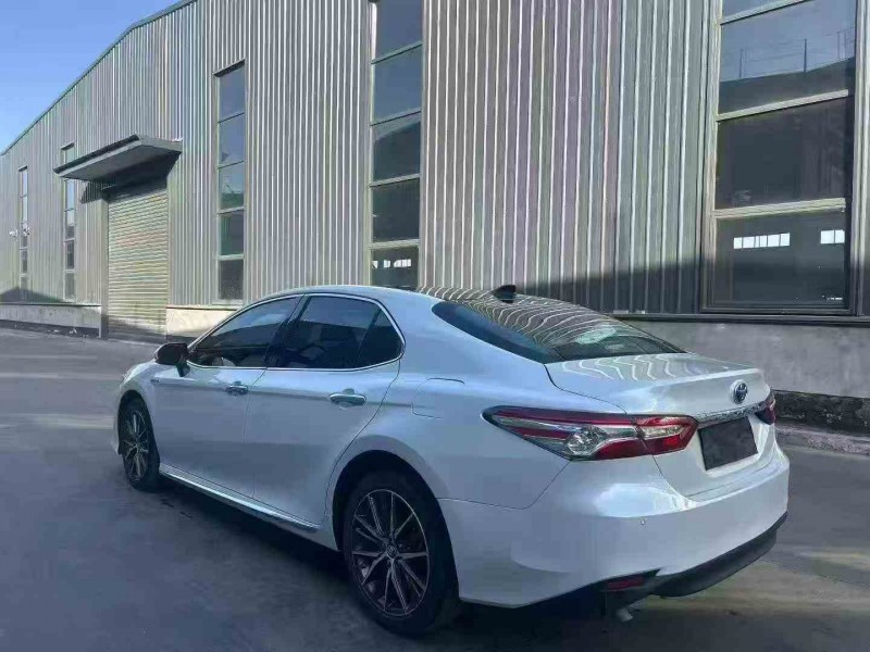 汉中23年丰田凯美瑞8