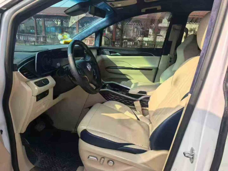 安庆22年别克GL84