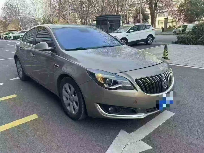 铜陵17年别克君威2