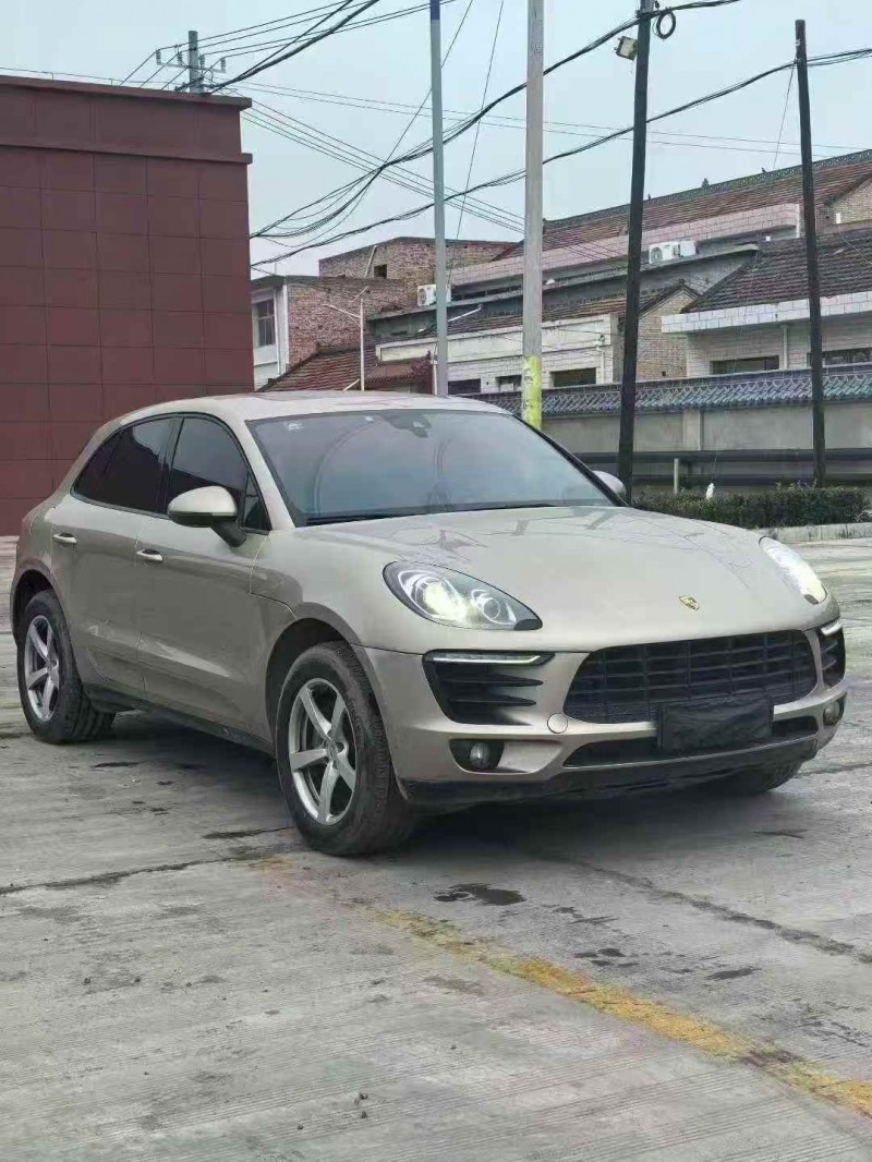 淮安16年保时捷Macan2