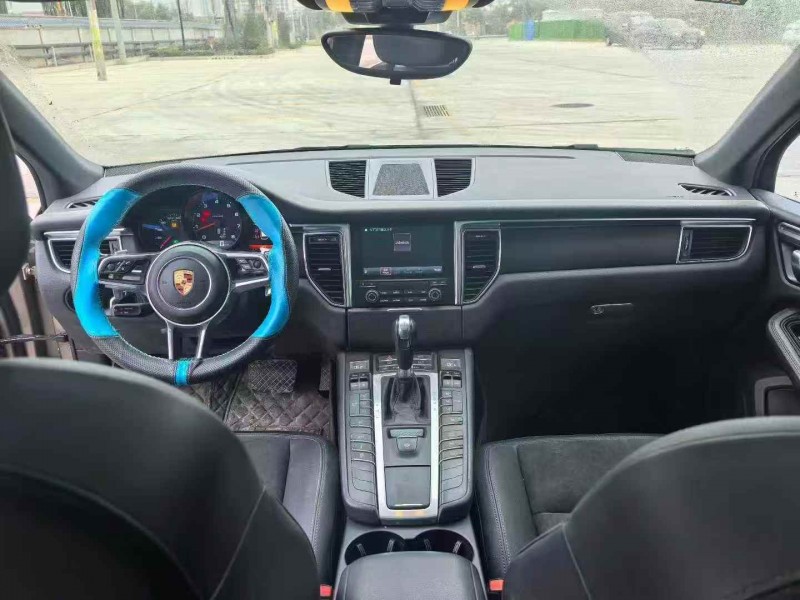 淮安16年保时捷Macan6
