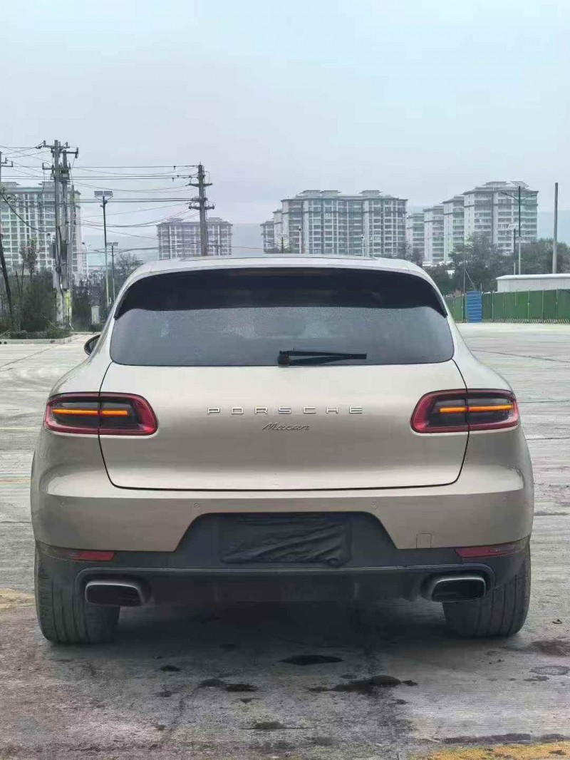 淮安16年保时捷Macan9