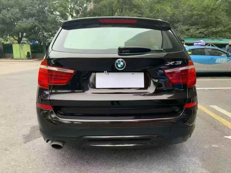 张家界17年宝马X39