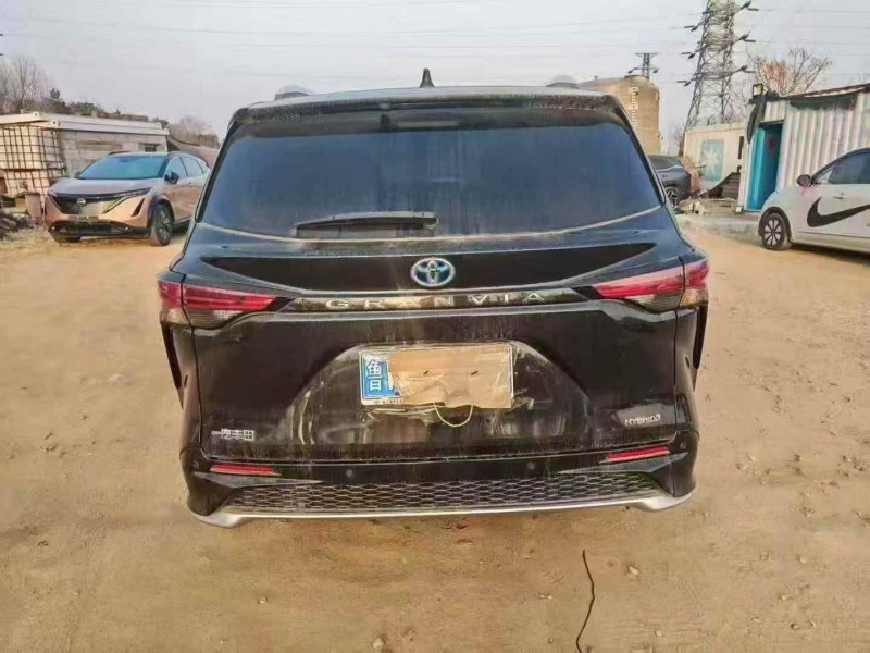 济宁24年丰田格瑞维亚8