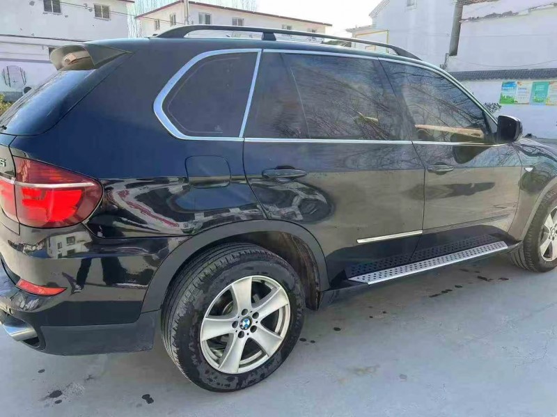 济南13年宝马X57