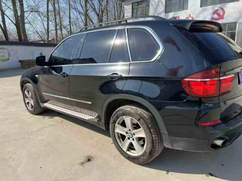 济南13年宝马X58